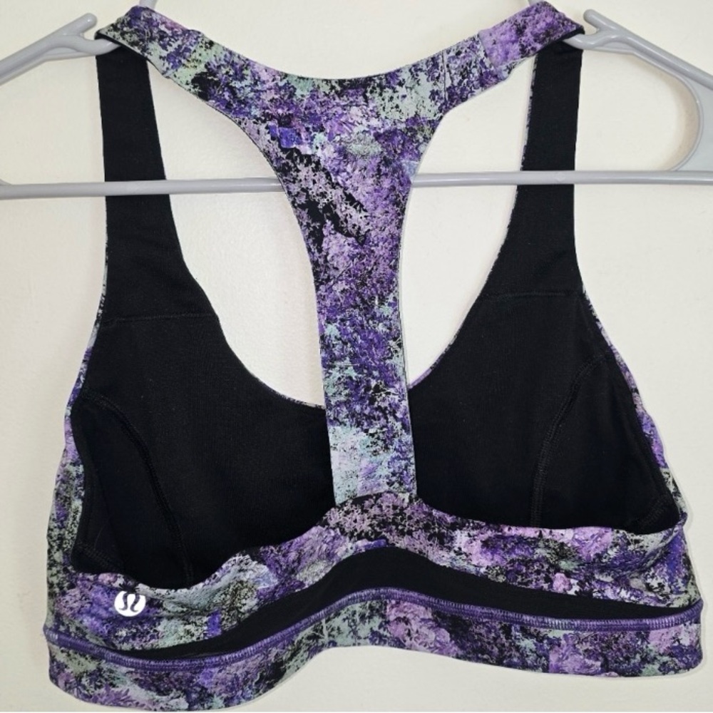 Lululemon Break Free Sports Bra - Picture 2 of 5